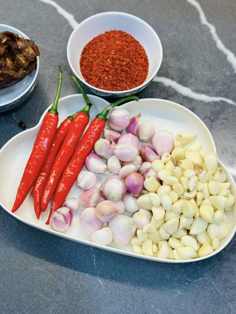 Cách làm sốt thái chua cay mặn ngọt đem trộn đủ thứ trên đời ăn ngon đã miệng - 2