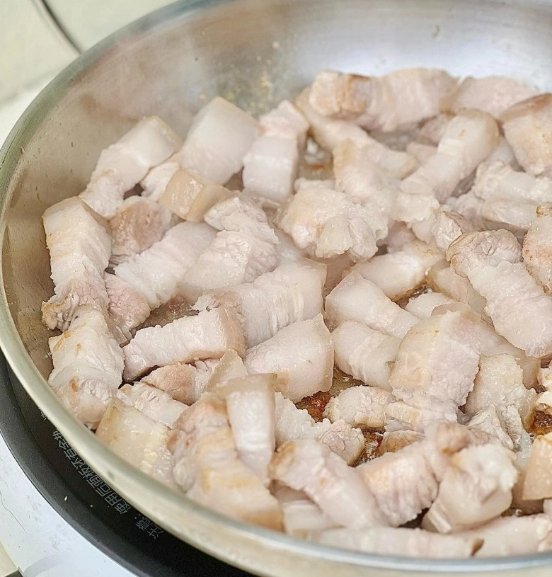 Cách làm thịt kho tiêu đậm đà béo ngậy nhưng không hề ngán ngấy của 9x sài gòn - 4