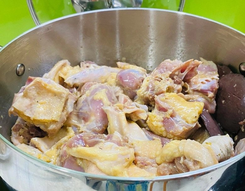Cách làm vịt nấu chao kiểu miền tây để ăn với cơm cực ngon làm lẩu cũng rất hợp - 8