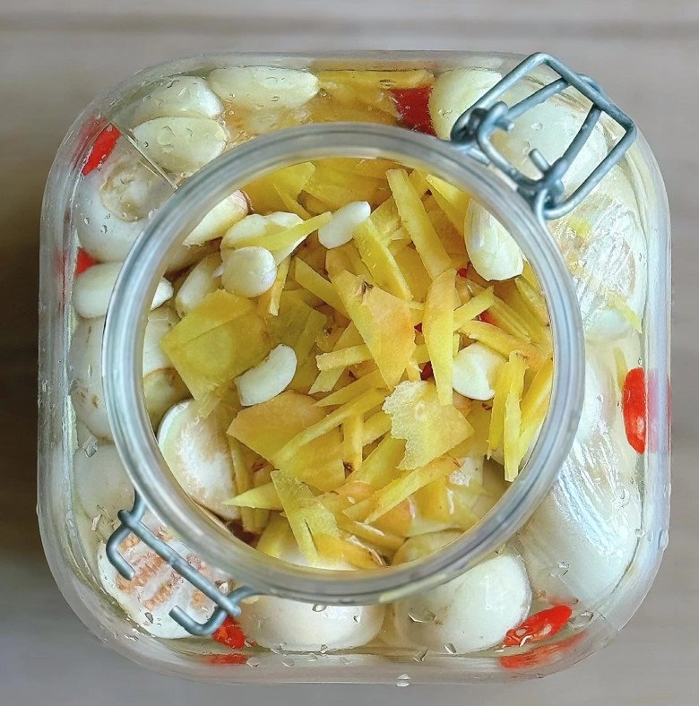 Cách muối cà pháo trắng phau giòn tan không thâm xỉn hay màng ủng - 3