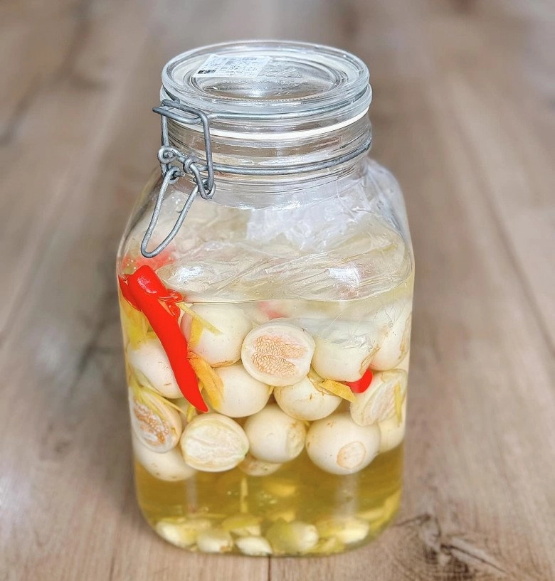 Cách muối cà pháo trắng phau giòn tan không thâm xỉn hay màng ủng - 5