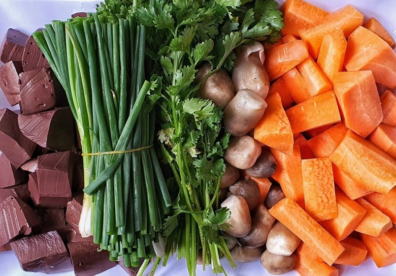 Cách nấu bánh canh chả cá nha trang thơm ngon thấm đẫm hương vị biển - 2