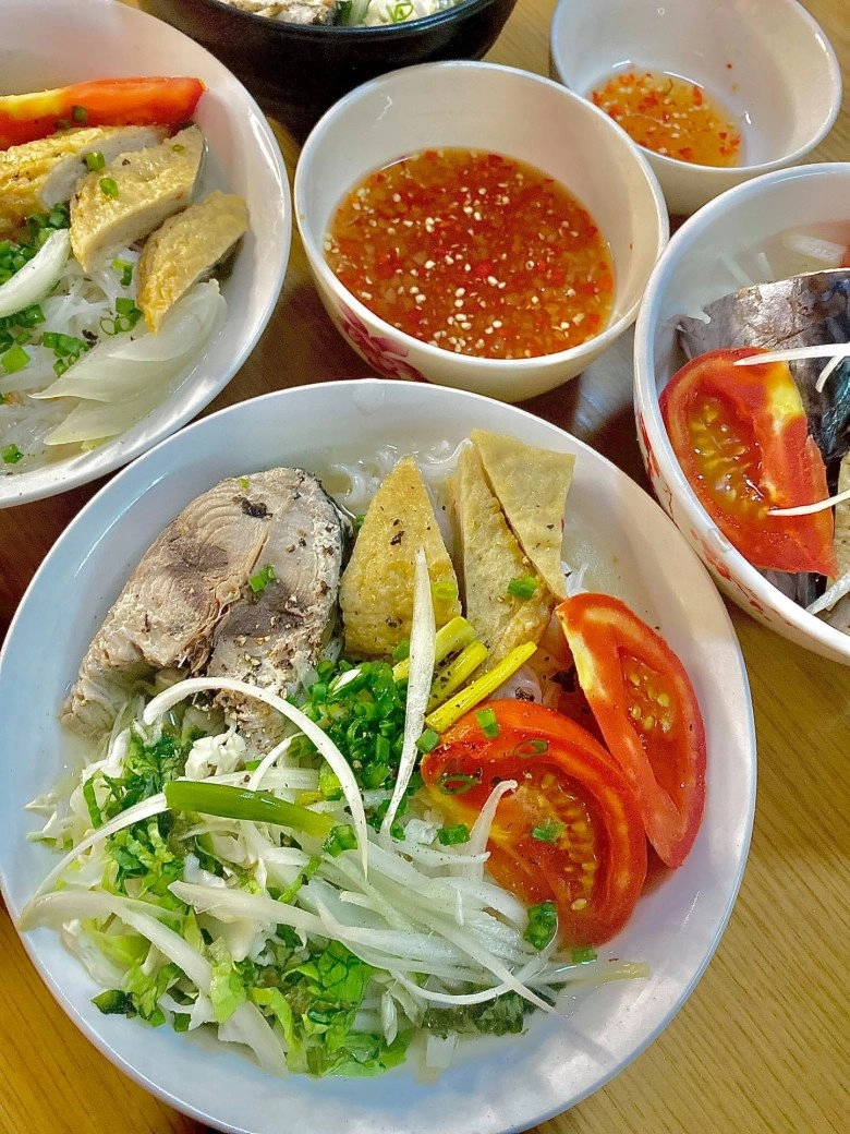 Cách nấu bún cá nha trang nước ngọt thanh không tanh ai thưởng thức cũng tưởng mình đang ở thành phố biển - 6