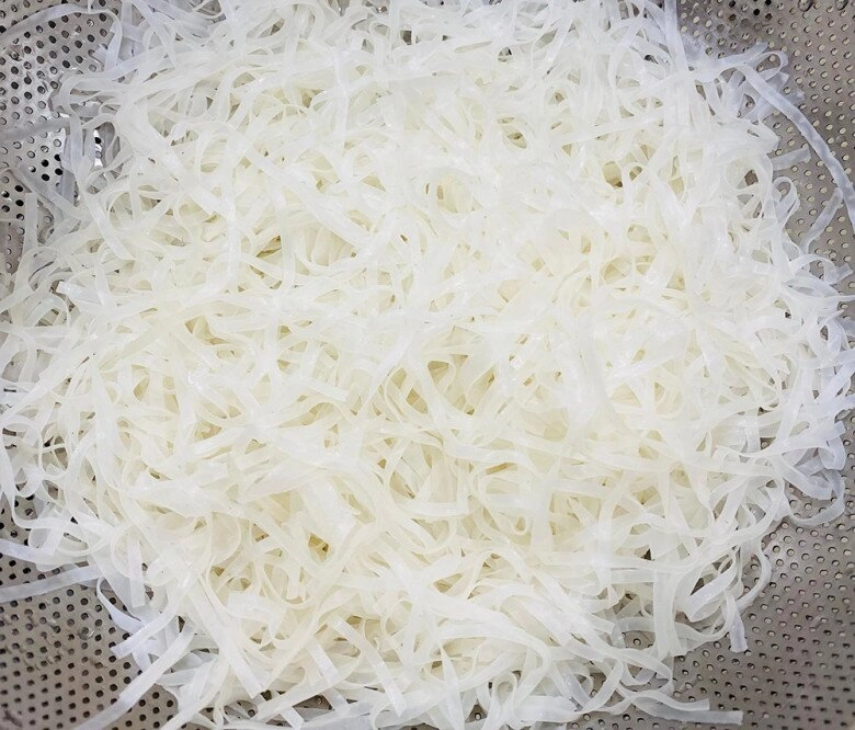 Cách nấu phở gà ăn sáng nhanh siêu tốc của mẹ đảm sài gòn - 4