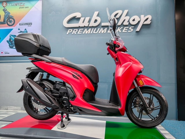 Cận cảnh honda sh350i 2025 nhập ý vừa cập bến việt nam đủ cả 4 màu kèm nhiều phụ kiện độc quyền - 10