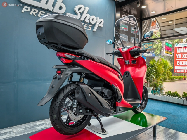 Cận cảnh honda sh350i 2025 nhập ý vừa cập bến việt nam đủ cả 4 màu kèm nhiều phụ kiện độc quyền - 11