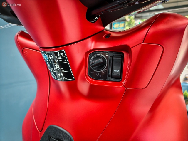 Cận cảnh honda sh350i 2025 nhập ý vừa cập bến việt nam đủ cả 4 màu kèm nhiều phụ kiện độc quyền - 26