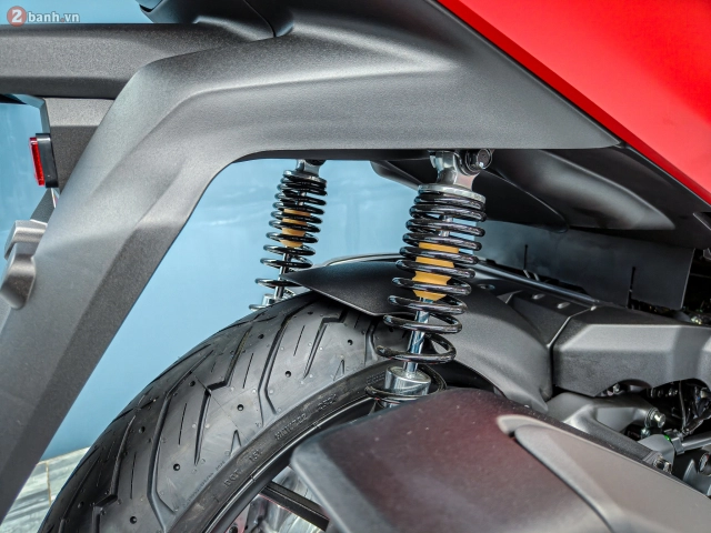 Cận cảnh honda sh350i 2025 nhập ý vừa cập bến việt nam đủ cả 4 màu kèm nhiều phụ kiện độc quyền - 33