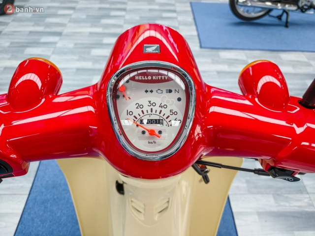 Cận cảnh honda super cub 50 hello kitty bất ngờ xuất hiện tại việt nam - 8