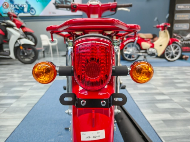 Cận cảnh honda super cub 50 hello kitty bất ngờ xuất hiện tại việt nam - 16
