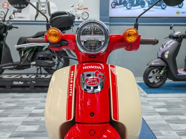 Cận cảnh honda super cub 50 hello kitty bất ngờ xuất hiện tại việt nam - 22