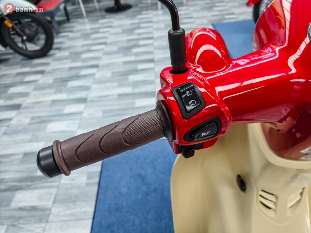Cận cảnh honda super cub 50 hello kitty bất ngờ xuất hiện tại việt nam - 26
