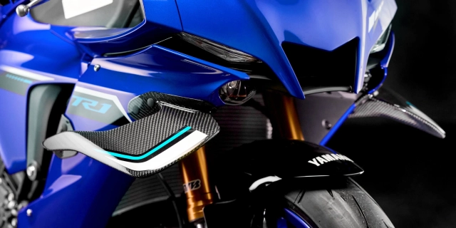 Cánh gió mới sức mạnh cũ yamaha r1 2025 và r1m 2025 trở lại đầy mãnh liệt - 1