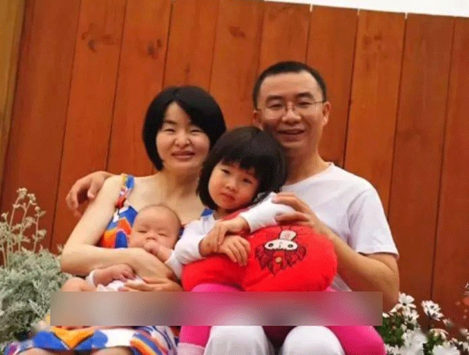 Cặp vợ chồng bỏ việc lương cao đưa con sang nước ngoài định cư tình trạng hiện tại thật đáng ngại - 1
