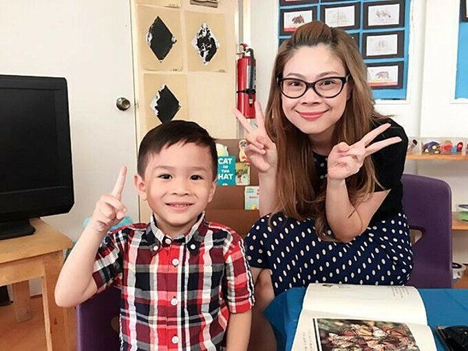Cậu bé được thanh thảo nhận nuôi đưa qua mỹ định cư từ nhỏ giờ đã 14 tuổi học rất giỏi nhận huy chương vàng - 5