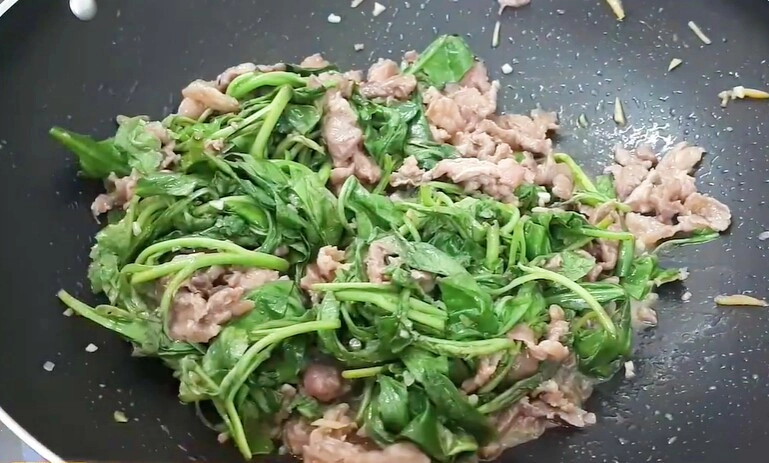 Cây này nghe tên lạnh cả gáy xưa cho lợn ăn nay thành đặc sản giá trên dưới 100000đkg cứ nhắc đến là ai cũng thích - 7