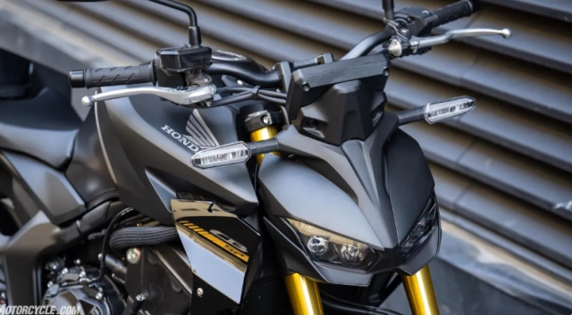 Cb1000 hornet sp 2025 mạnh mẽ trang bị xịn sò mà giá lại ngon bất ngờ - 2