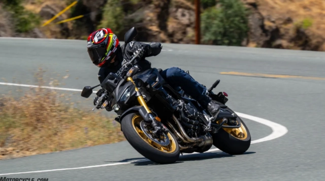 Cb1000 hornet sp 2025 mạnh mẽ trang bị xịn sò mà giá lại ngon bất ngờ - 10
