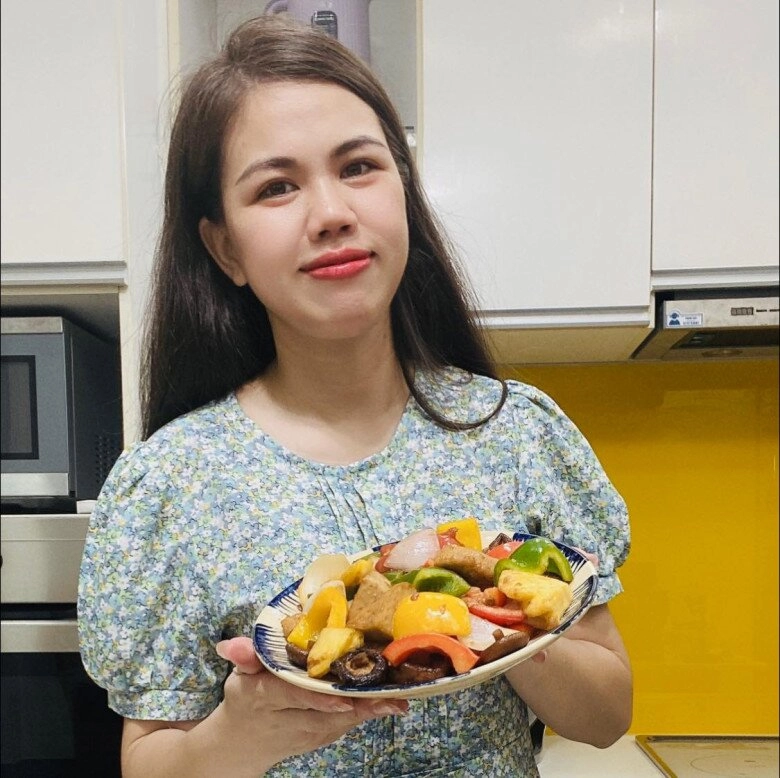 Chả cá chay xào chua ngọt vừa ngon lại lạ miệng của mẹ đảm sài gòn - 1