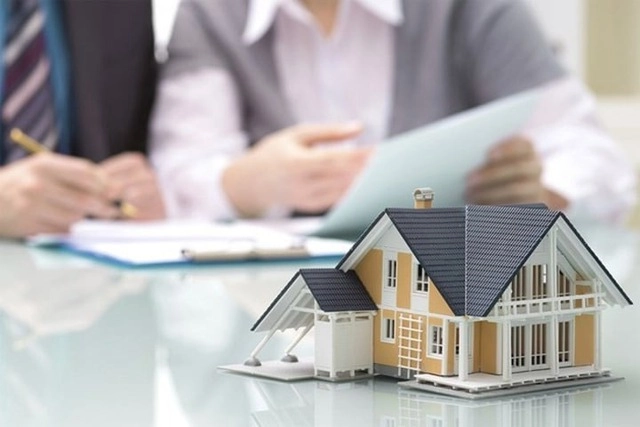 Cha mẹ mất ngôi nhà 2 chị góp tiền mua tăng giá gấp 3 em trai chưa từng góp một đồng xuất hiện đòi thừa kế - 1