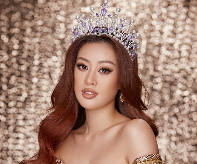 Chân dài lập kỷ lục lịch sử làng sắc đẹp việt chưa 30 tuổi đã có nhà 7 phòng ngủ mang túi 3 gang gần nửa tỷ ngồi vệ đường - 1