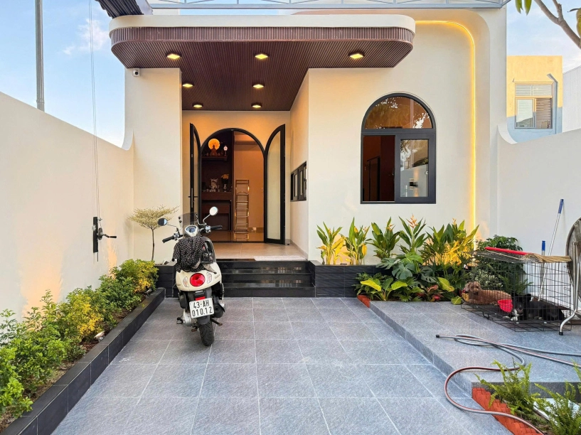 Chàng rể mua đất xây căn nhà xinh xắn tiết kiệm điện tặng mẹ vợ ở đà nẵng - 2