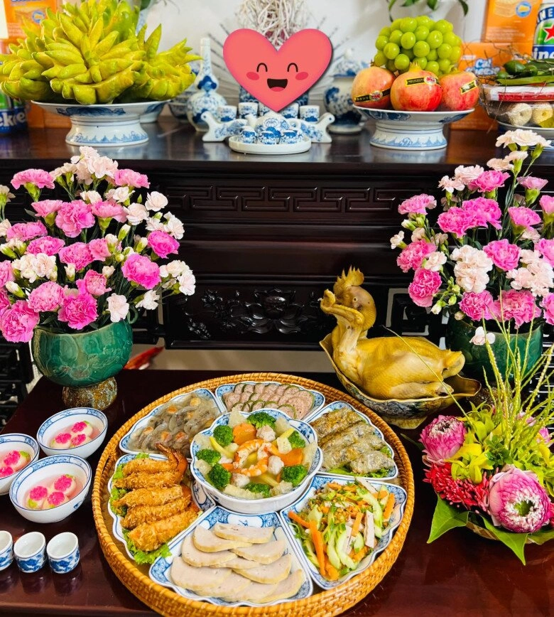 Chị em chia sẻ mâm cỗ cúng rằm tháng 7 chẳng khác nào bữa tiệc thị giác nhìn không muốn rời mắt - 7