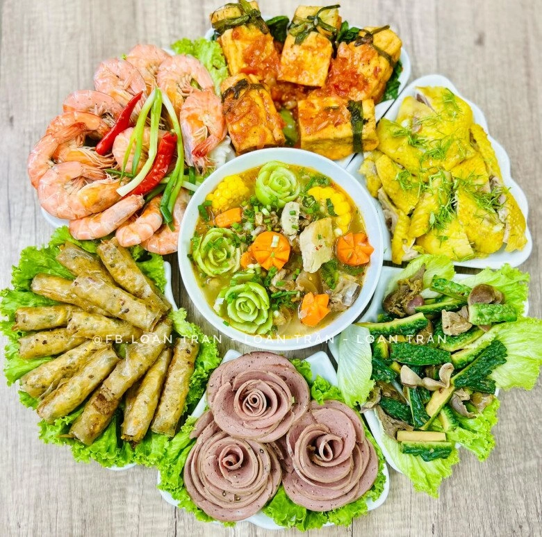 Chị em chia sẻ mâm cỗ cúng rằm tháng 7 chẳng khác nào bữa tiệc thị giác nhìn không muốn rời mắt - 11