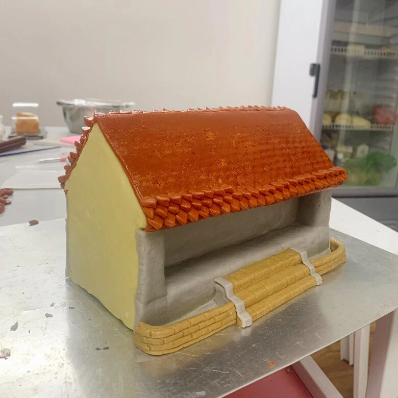 Chiếc bánh trung thu 3d đang bùng nổ mxh nặng gần 30kg hình nhà cổ đậm chất hồi ức làm 5 ngày mới xong - 12