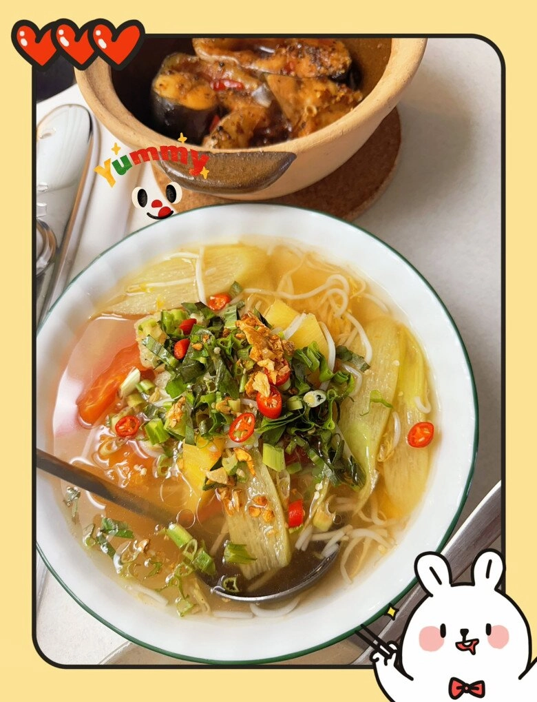 Chồng làm cho hoa hậu diễm hương bào ngư hải sâm và đủ món ngon vợ nấu thì liên tục uống nước dụi tai - 9