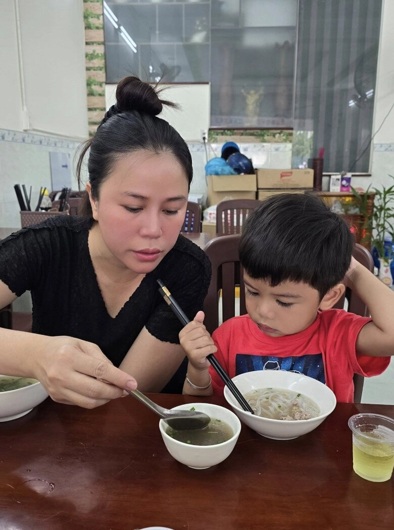 Chủ tịch u60 từng trả lương cho trấn thành trường giang giờ phá sản xin làm bảo vệ mong lương 2 triệuthángkiếm tiền mua sữa cho con - 10