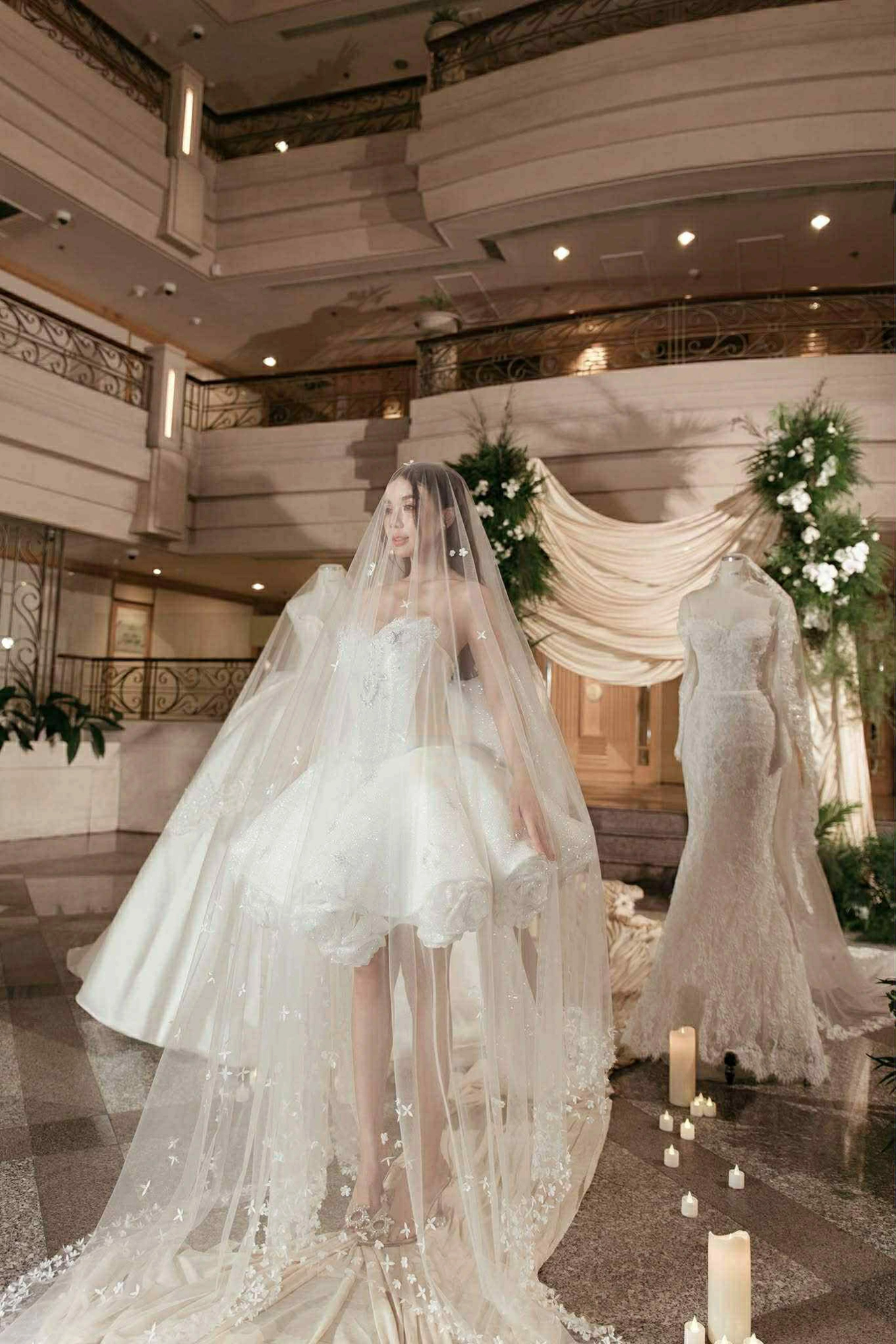 Cindy lư chọn váy cưới ngắn cho hôn lễ với đạt g - 2