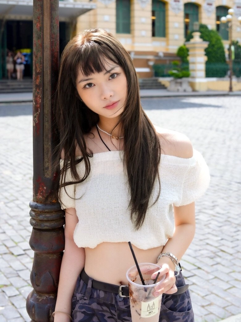 Cô gái gen z có tên đặc biệt ở em xinh say hi nhan sắc như nàng thơ gu thời trang đỉnh khỏi bàn - 2