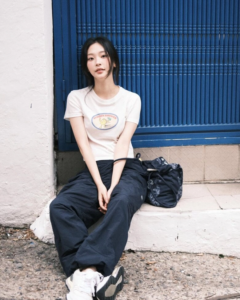 cô mèo có visual sang chảnh được so sánh với jennie lên phim đã đẹp đời thường còn ăn mặc tinh tế khó rời mắt - 12
