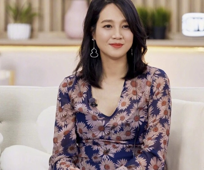 Cố tình cho con gái lưu ban lớp 1 suốt 3 năm vì lý do quá sốc nữ diễn viên nổi tiếng bị mxh chỉ trích - 1