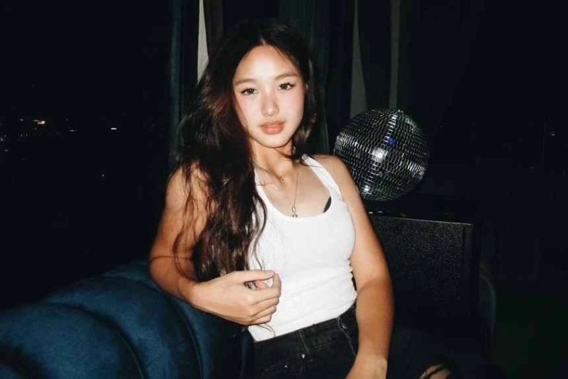Con gái cựu hoa khôi bóng chuyền kim huệ đi biển cực cháy - 8