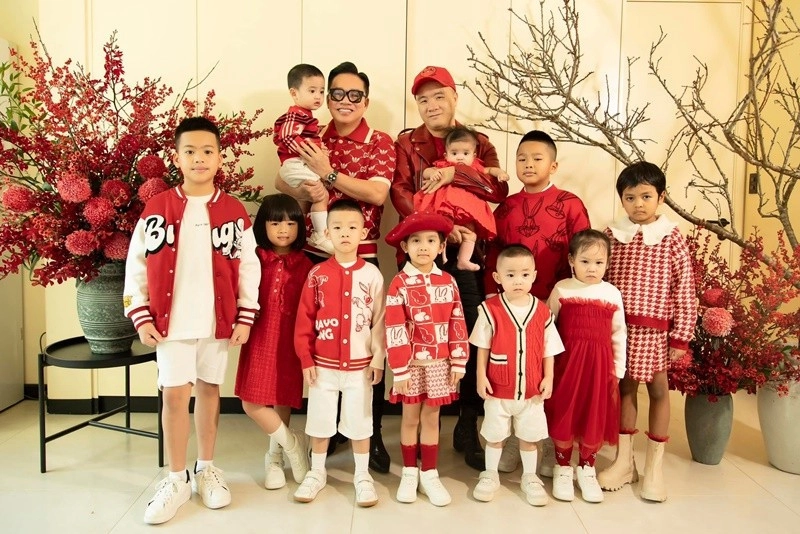 Con gái đỗ mạnh cường xách túi hiệu dạo phố ở úc - 9