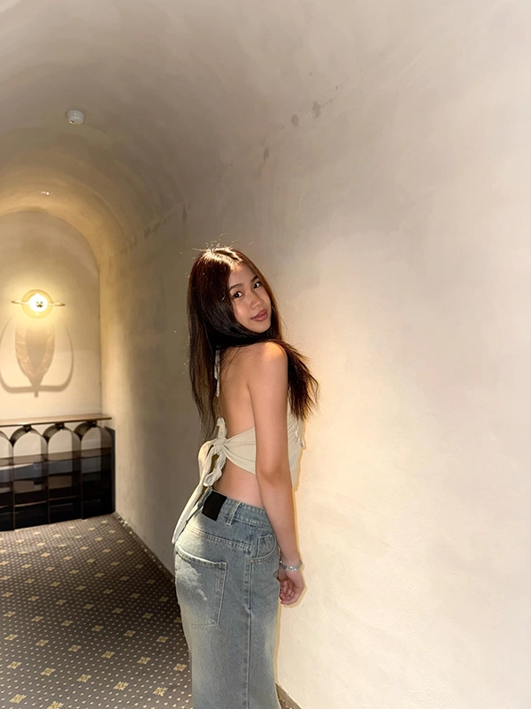 Con gái lưu thiên hương tuổi 20 tài năng nhan sắc như hoa hậu - 2