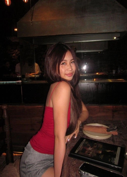 Con gái lưu thiên hương xinh như lai tây ăn mặc gợi cảm - 7