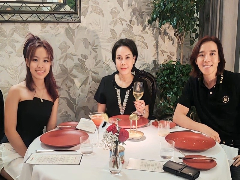 Con gái việt hương ngày càng xinh từng đi làm thêm - 11
