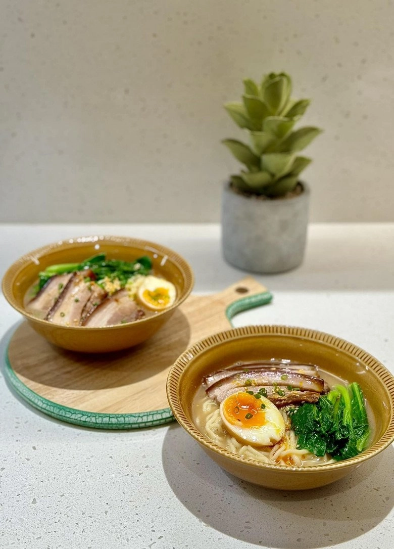 Con trai đạo diễn người phán xử chỉ thích ăn mì ở nhà mẹ siêu đẳng thế này bảo sao không mê - 5