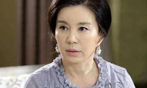 Cứ 7h tối là con đòi lên giường đi ngủ biết lý do tôi đuổi việc bảo mẫu có 10 năm kinh nghiệm - 3