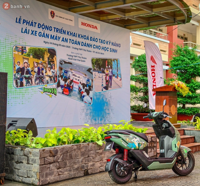 Cùng honda việt nam mang kiến thức và kỹ năng lái xe an toàn đến với học sinh thpt - 4