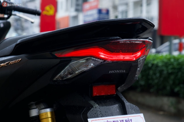 Cuối cùng honda pcx160 2025 phiên bản roadsync cũng đã về việt nam với giá bán hơn 90 triệu vnđ - 21