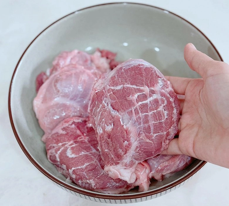 Cuối tuần làm món thịt má đào chao lá mắc mật mềm ngon thơm lừng cả nhà tha hồ lai rai - 2