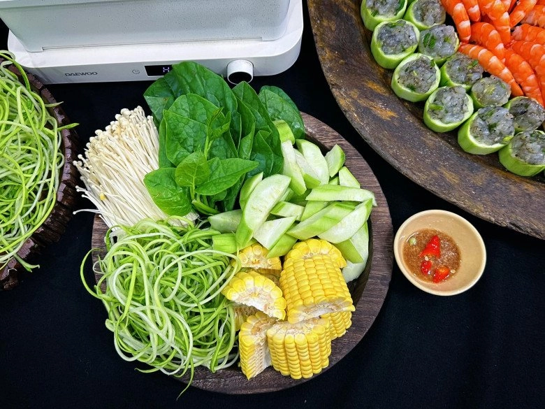 Cuối tuần mát trời làm nồi lẩu cua đồng chuẩn vị nhúng bầu cực ngon lại ngọt thanh dễ ăn - 2