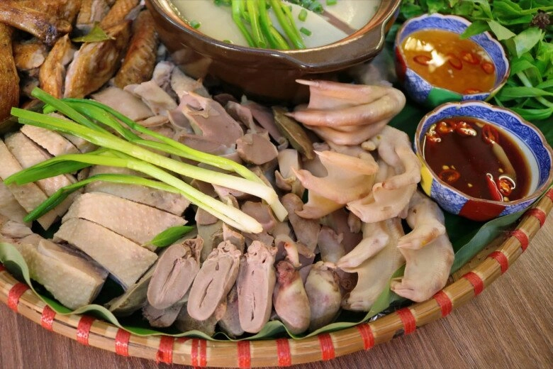 Cuối tuần nhà có khách làm ngay mẹt vịt thế này cực ngon ai cũng tưởng order ở nhà hàng - 2