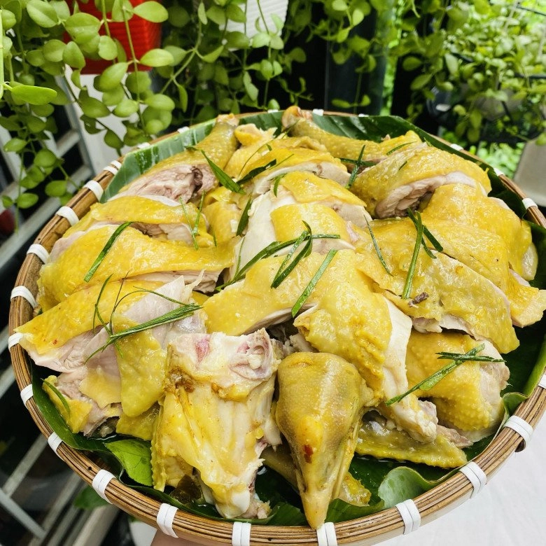 Cuối tuần rảnh rỗi làm gà hấp muối thơm ngon giữ được độ ngọt của thịt theo cách mẹ đảm sài gòn - 11