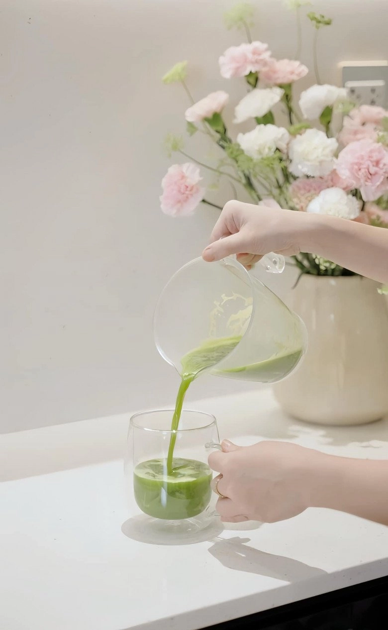 Cựu mc thời tiết nổi tiếng nhất nhì việt nam làm trà vải hút nghìn like bị chồng càu nhàu ki bo - 5