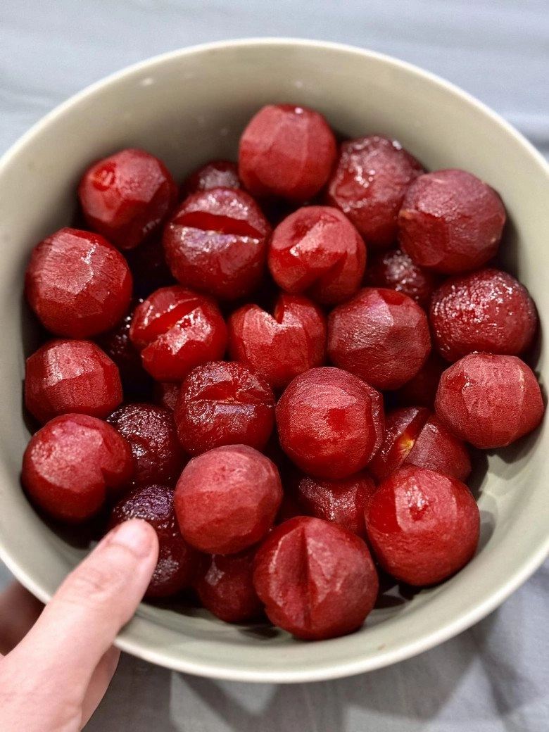 Cựu mc thời tiết nổi tiếng nhất nhì việt nam làm trà vải hút nghìn like bị chồng càu nhàu ki bo - 7